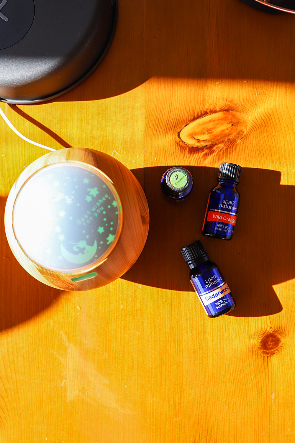 Woodsy Essential Oil Blends to Make the Weekend at the Cabin All the More Calming