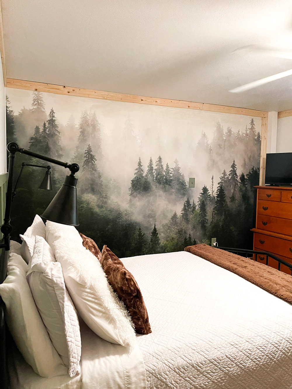 FoggyForestWallpaper-Guest Bedroom