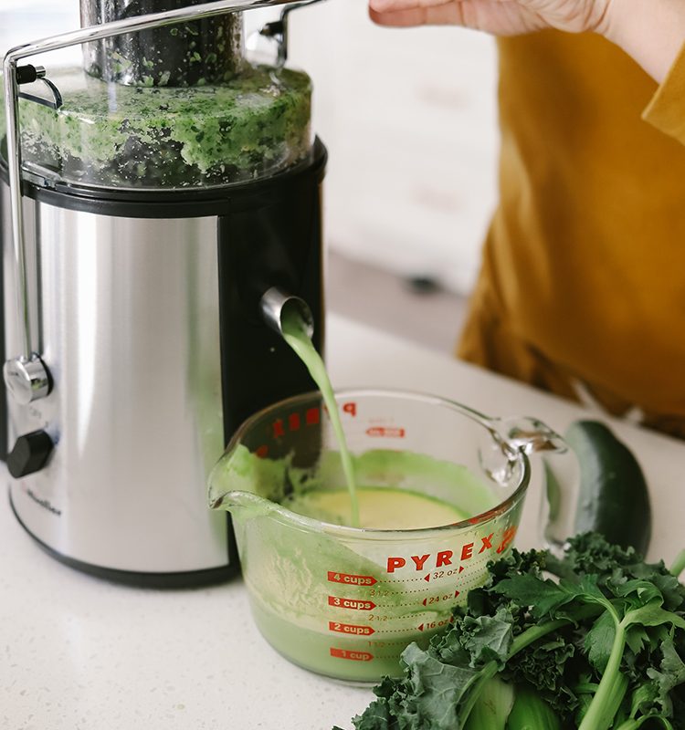 The Best Easy Clean Juicer Review for 2021: We tested easy clean juicers and this is what we found.