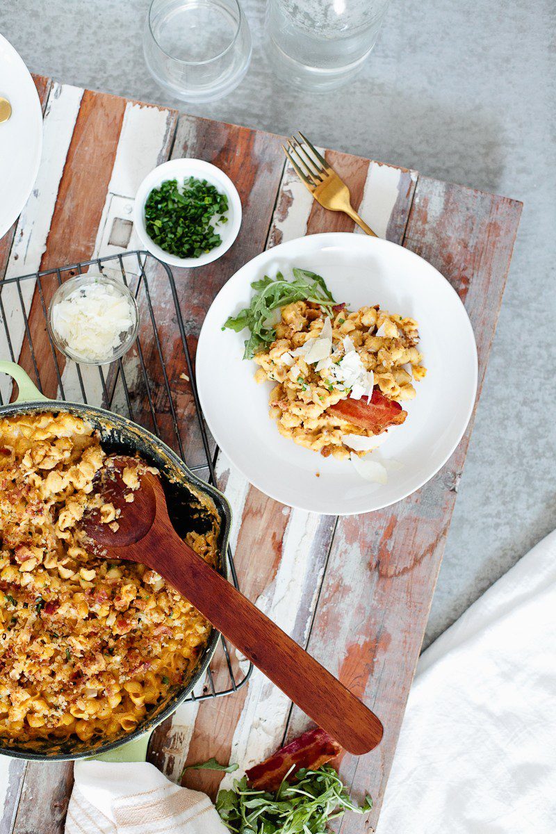 A Deliciously Creamy Pumpkin Bacon Mac and Cheese Recipe