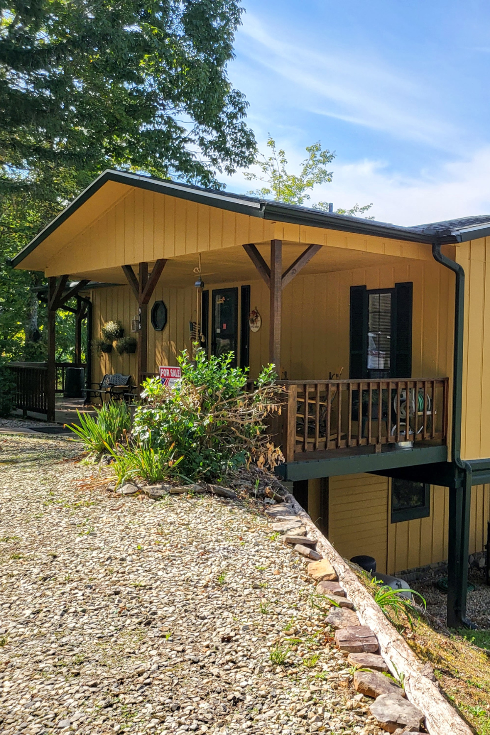 Woodsy Essential Oil Blends to Make the Weekend at the Cabin All the More Calming